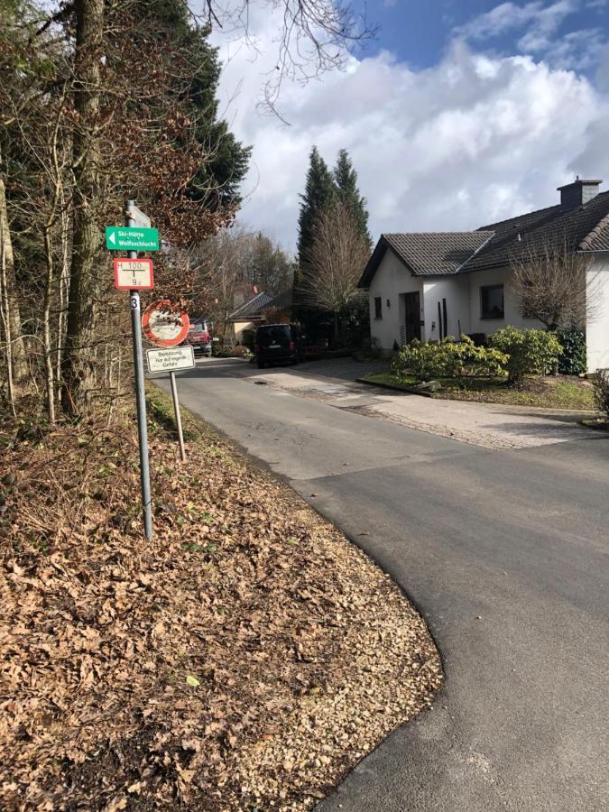 Helle, moderne Ferienwohnung am Waldrand in Prüm für max 4 Personen Exterior foto
