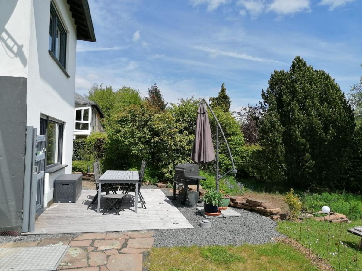 Helle, moderne Ferienwohnung am Waldrand in Prüm für max 4 Personen Exterior foto